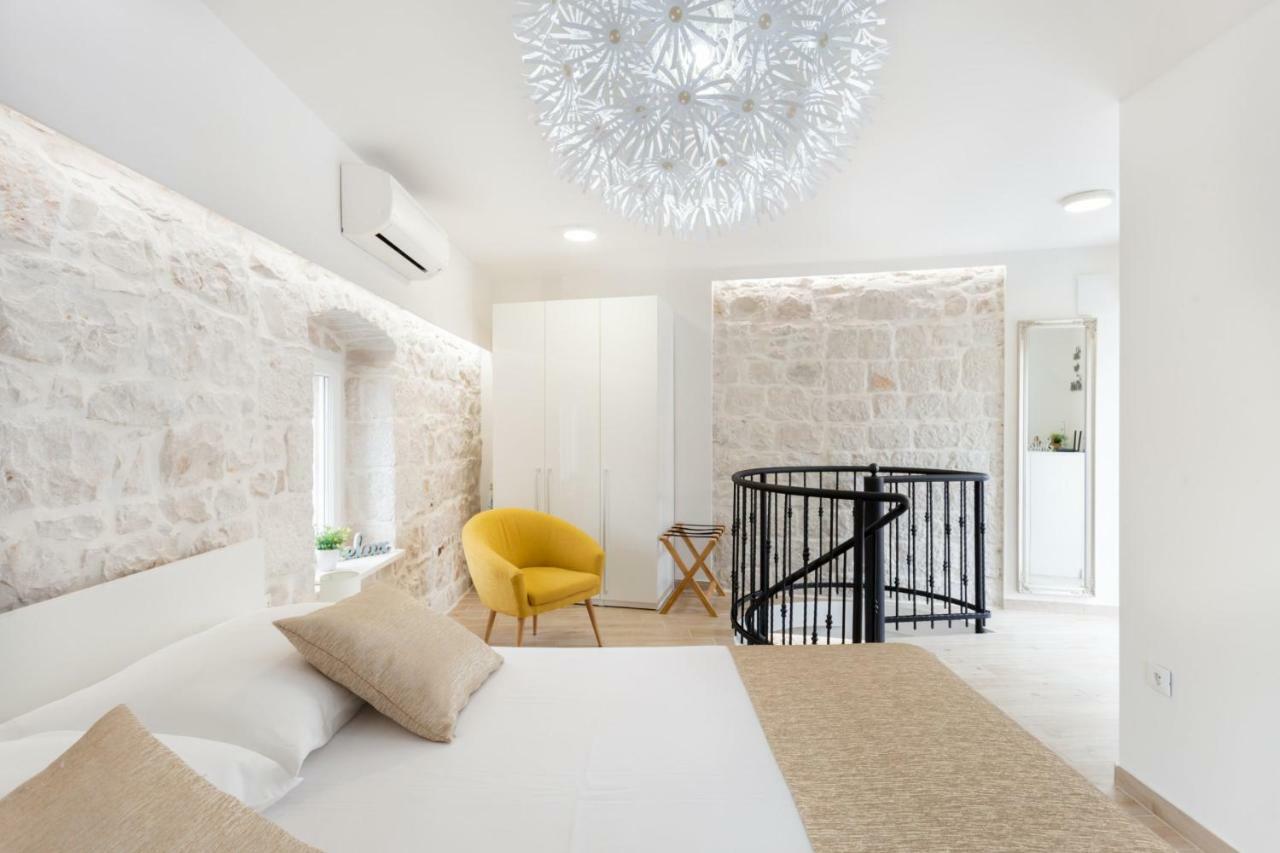 House Rokastone