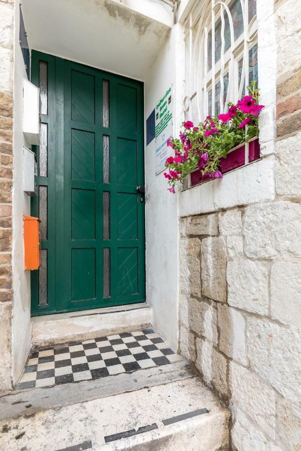 Chic Steps From Diocletian's Palace * Split
