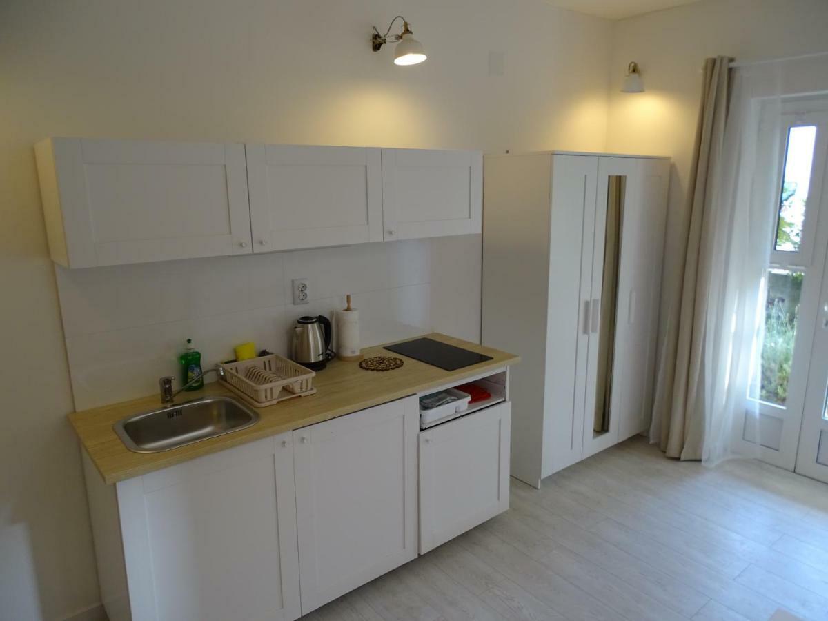 Job Apartment Split