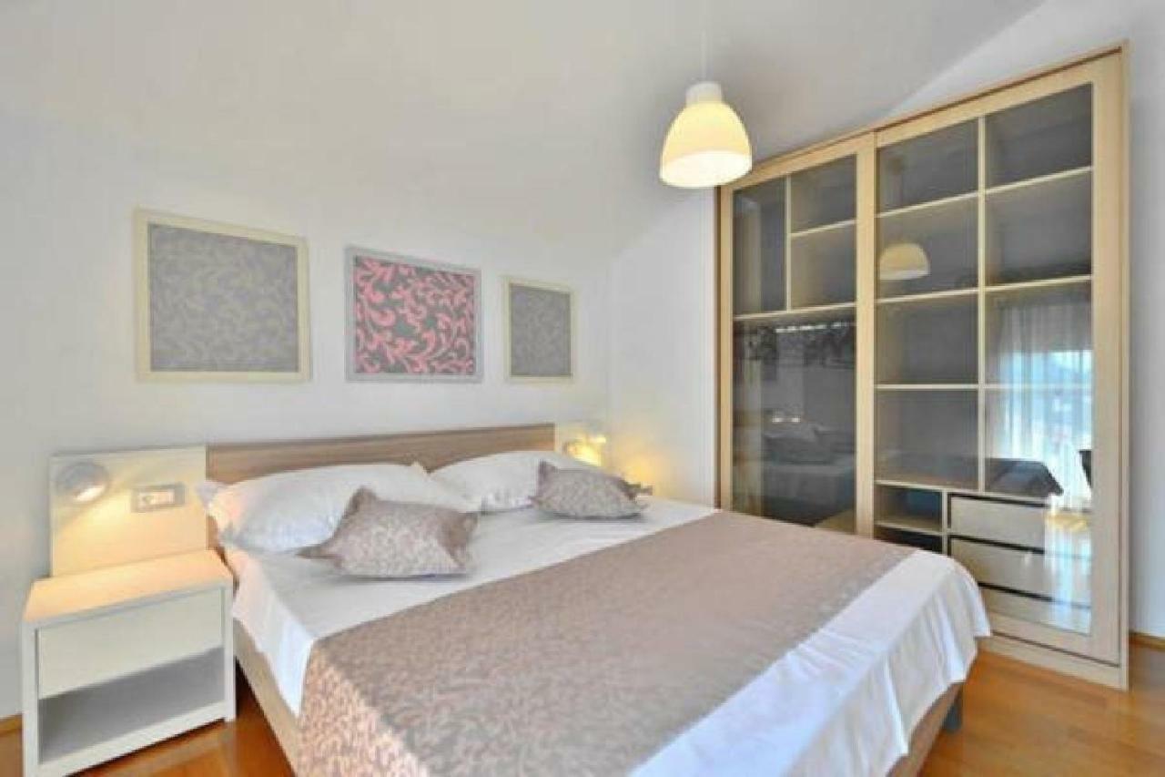 Penthouse Sol St * Split