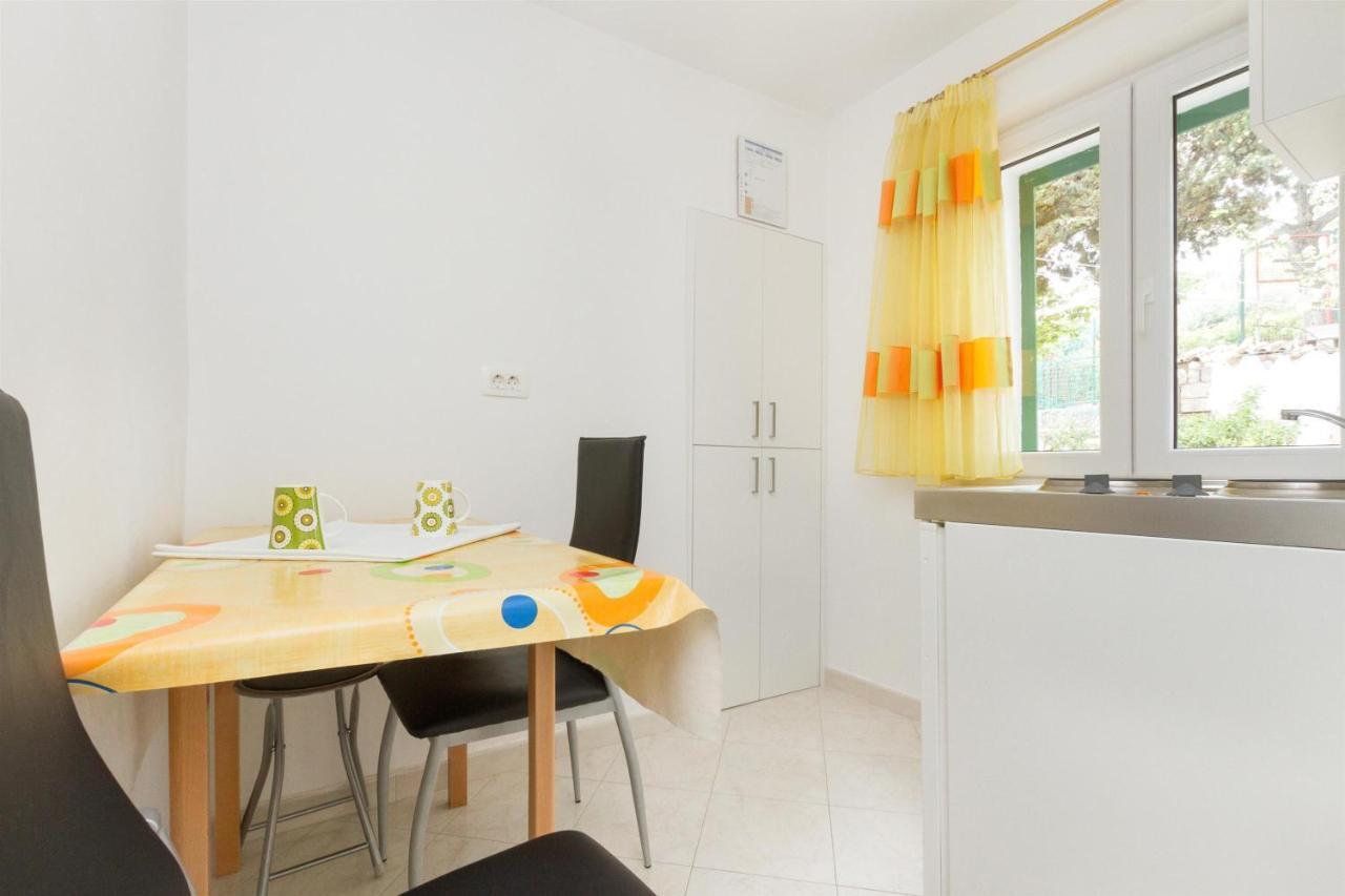 Apartman Varos