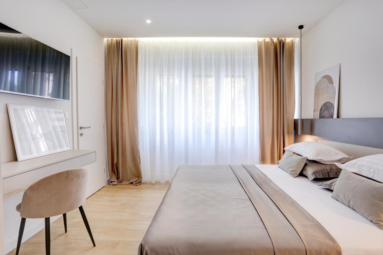 Apartment Hugo 2 *