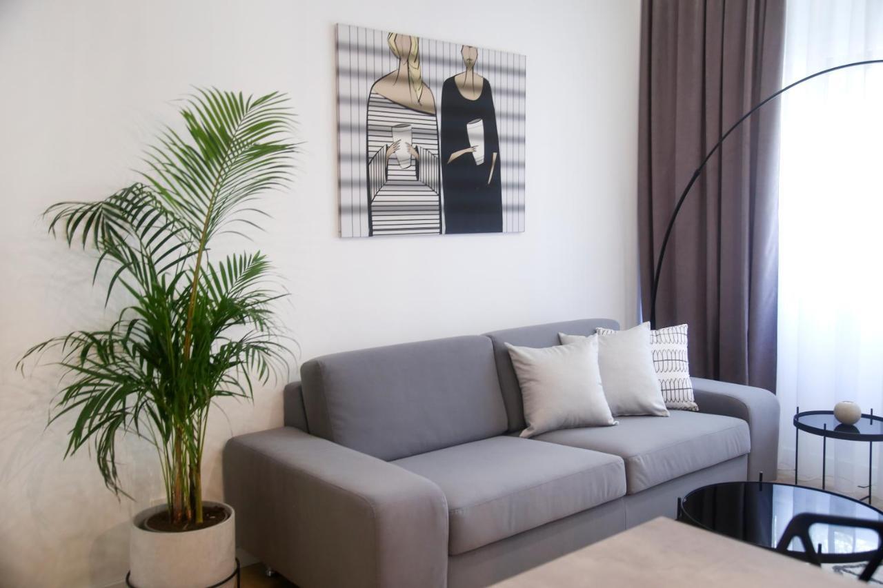 Hugo 2 Apartment