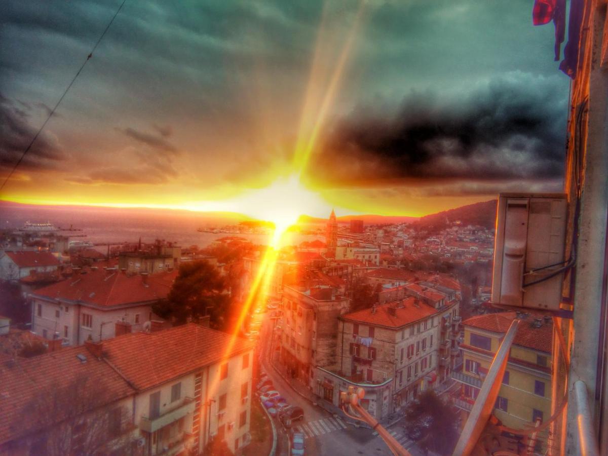Astonishing View Apartment *