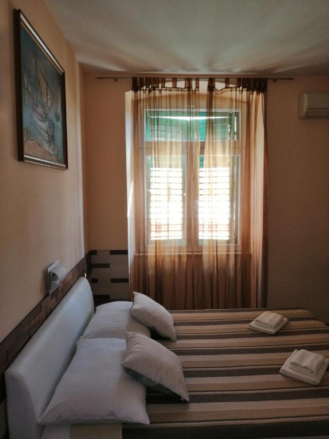 Apartment Center Split
