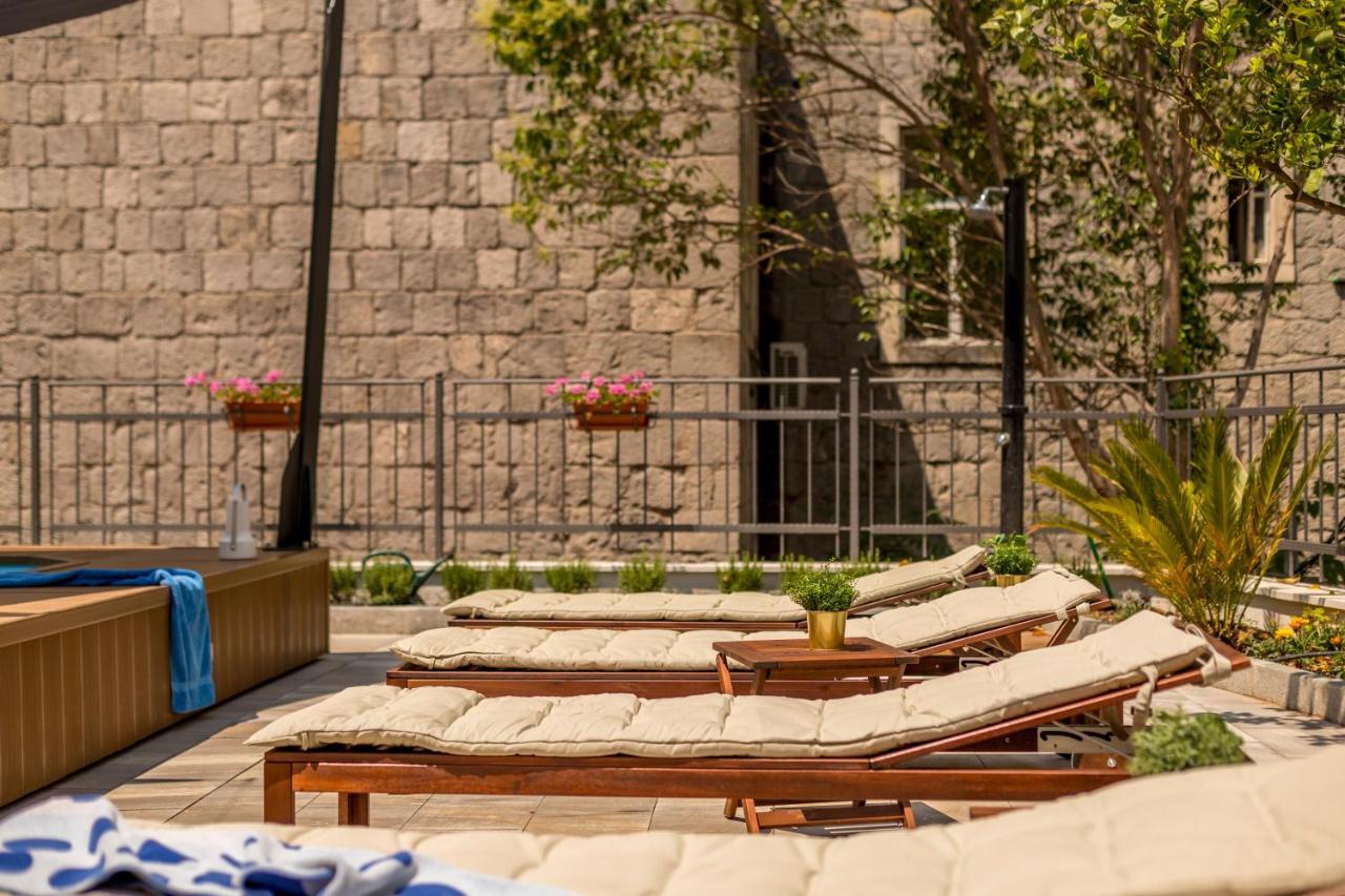 Bed & Breakfast Evala Luxury With Pool And Garden