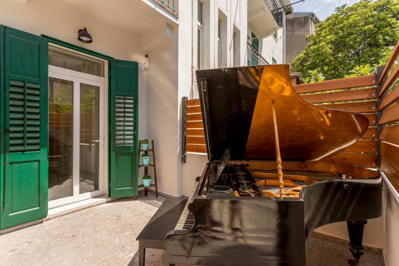 Evala Luxury With Pool And Garden Bed & Breakfast Split