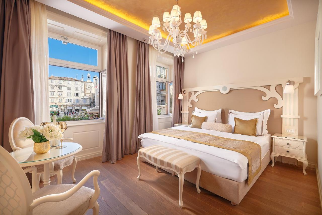 Piazza Heritage 4* Split