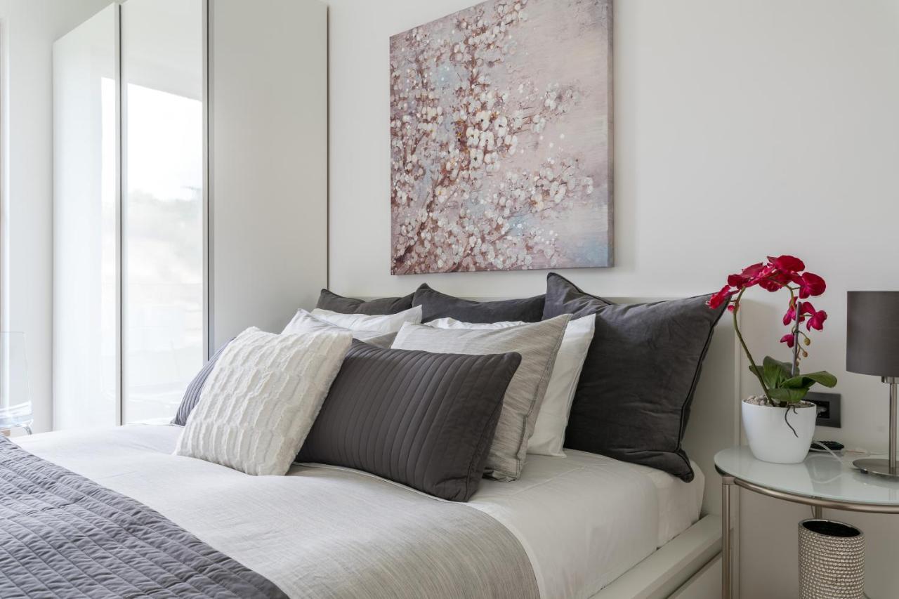 The Majestic Bel Etage Upscale With Pool Apartment