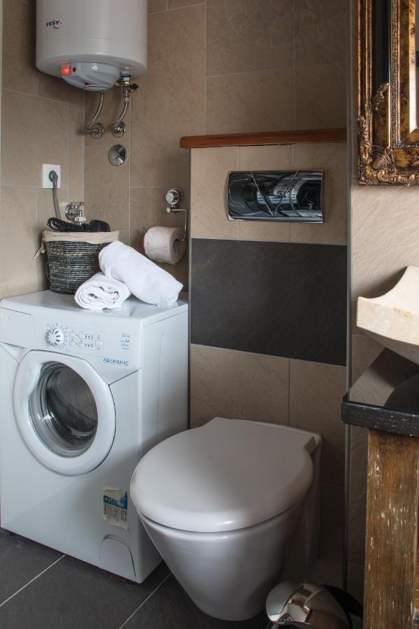 Domina Apartment