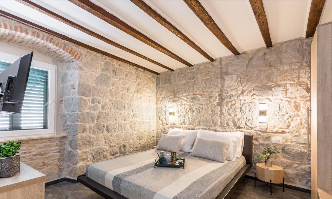 Apartment Kika Luxury Oldtown Split