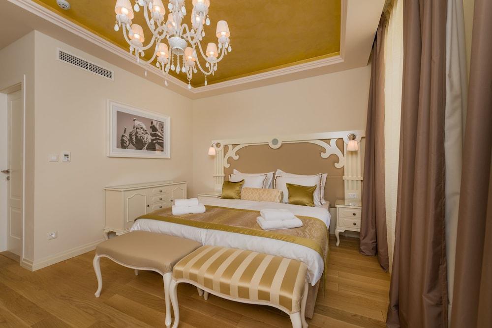 Hotel Piazza Heritage Split
