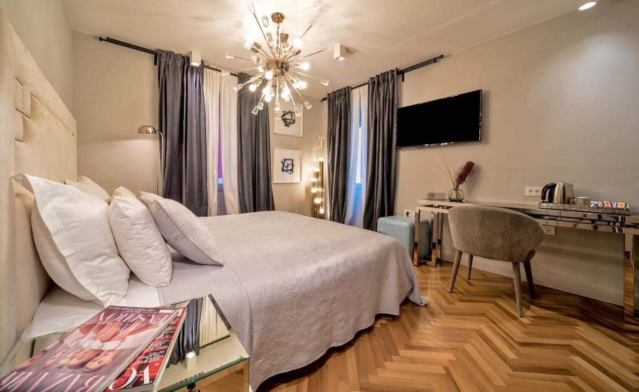 Bed & Breakfast Artale 07 Design
