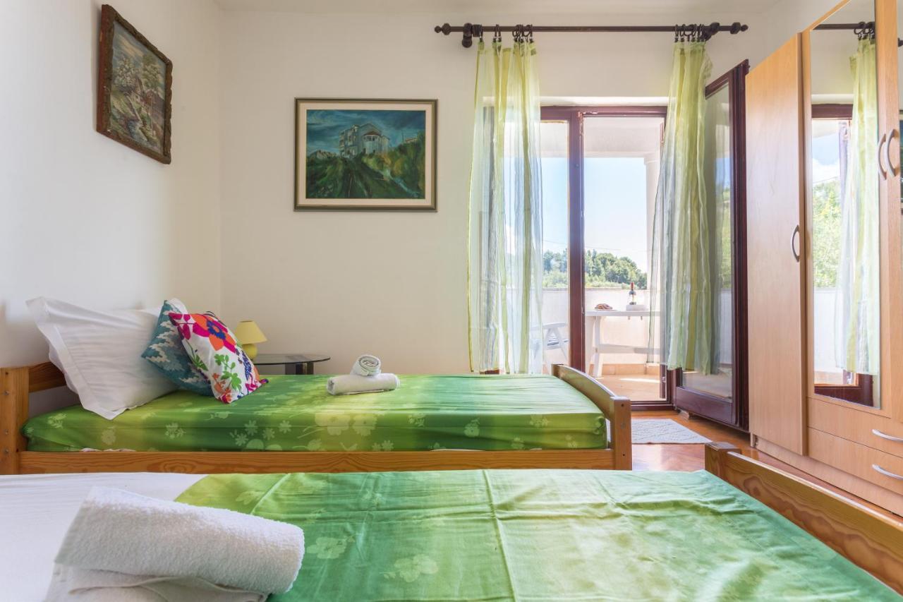 Sunrise Apartment *