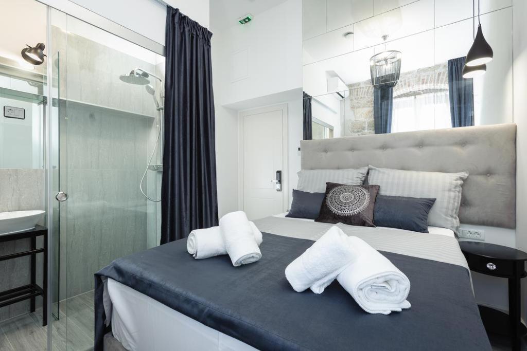 Avangarde Luxury Gasthuis 3*