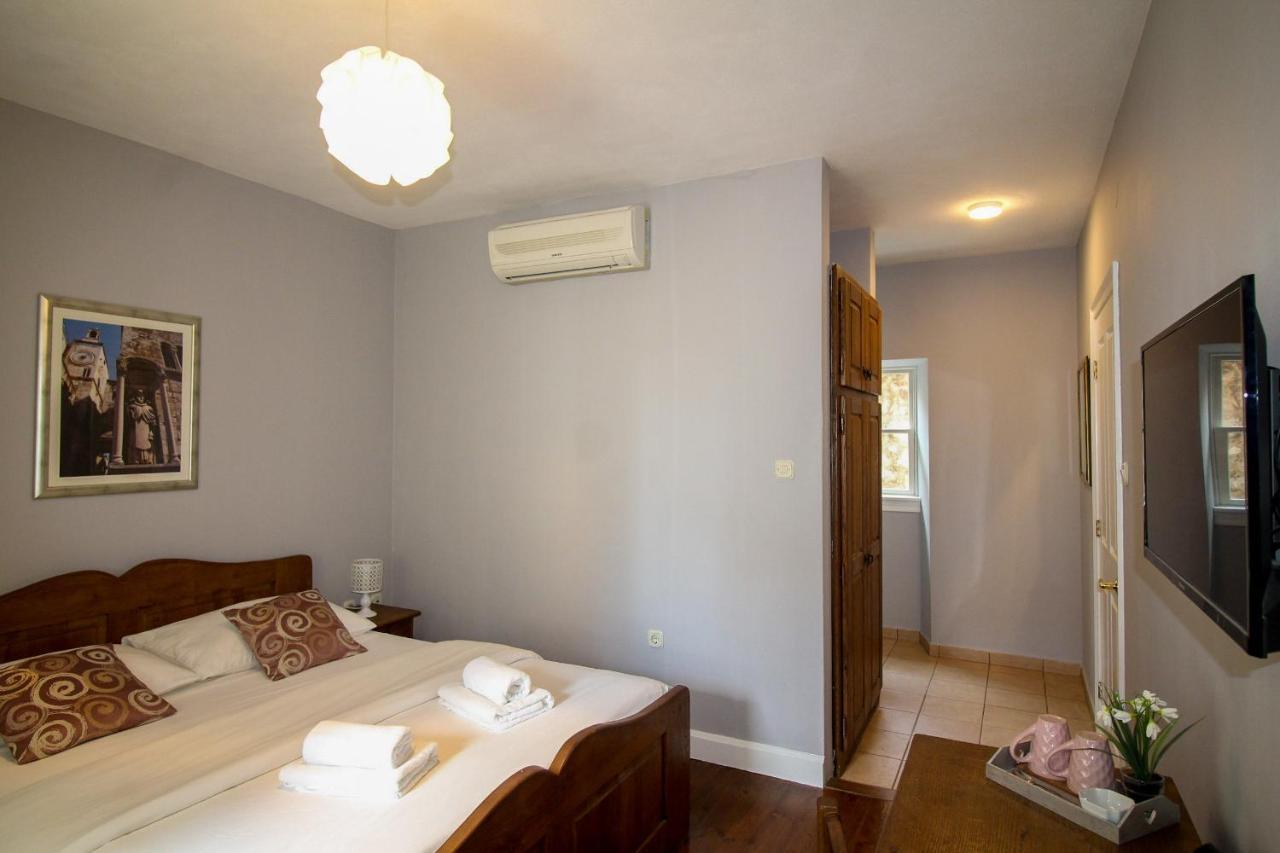 Gostinjska kuća Varos 3*