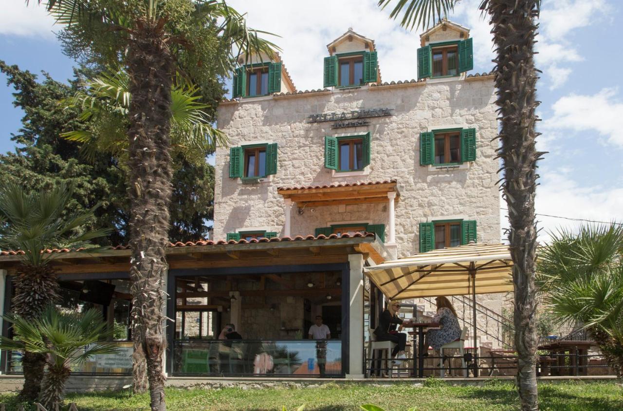 Hotel Diana