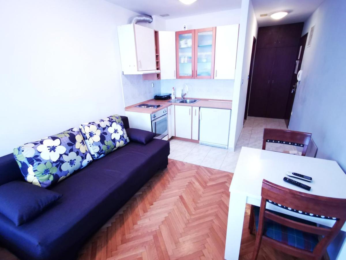 Zen Apartment *