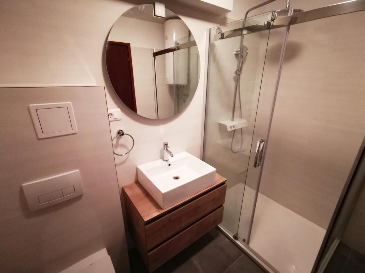 Zen Apartment *