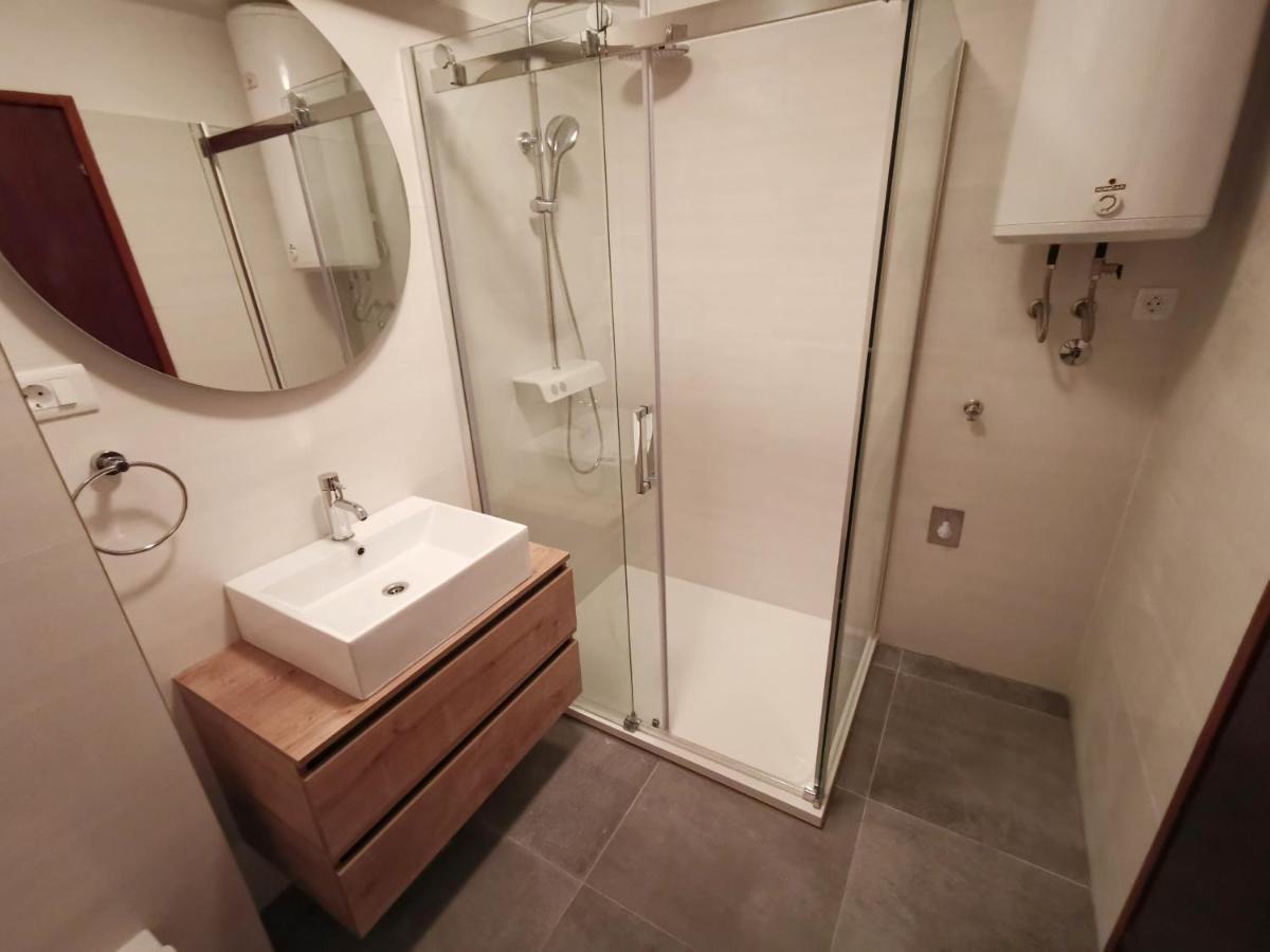 Zen Apartment Split