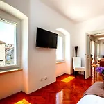 Luxury Serviced Accommodation In Split Centre