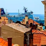 Luxury Serviced Accommodation In Split Centre