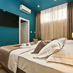 Riva Luxury Rooms
