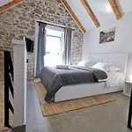 Fjaka Boutique Apartments