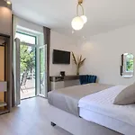 Green Park Luxury Rooms