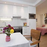 Luxury Studio Apartment Honeymoon