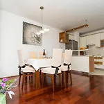 Apartment In Old Town With City View