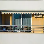 Sea View Apatrment