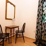 Leonarda Apartments