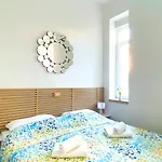 En-Suite Iris On Rokova Street - 5 Min Walk To The Old Town Of Split
