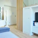 Studio Apt Orchard On Rokova St - 5 Min Walk To The Old Town Of Split