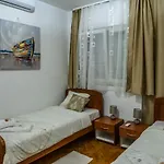 Apartment Pebbles - With Jacuzzi