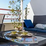 Seaside Penthouse With Hot Tub Sky Living