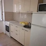 Modern Studio In A Superb Location
