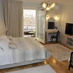 Merla Luxury Rooms