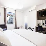 Argentum Luxury Apartment
