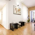 Argentum Luxury Apartment