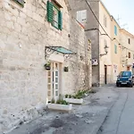 Luxury Apartment Volat