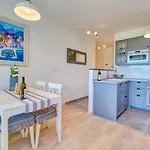 Luxury Seaside Apartment By Litto
