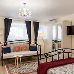Old Town Boutique Apartments