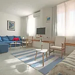 Poolside Paradise - A Hidden Gem In Split
