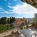 Sky Apartment