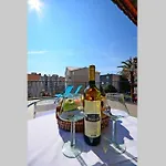 Adela Apartment In Split