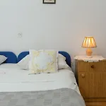 A2 - Apt Near Beach W Patio Parking And Grill
