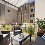 Split Beach Lux Apartment