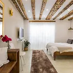 Hani Luxury Rooms